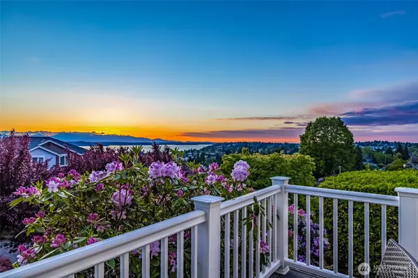 Seattle, WA 98126,6706 38th AVE SW