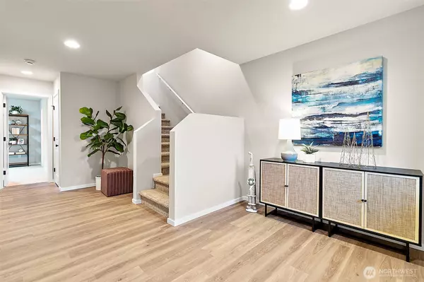 Covington, WA 98042,18527 SE 271st CT