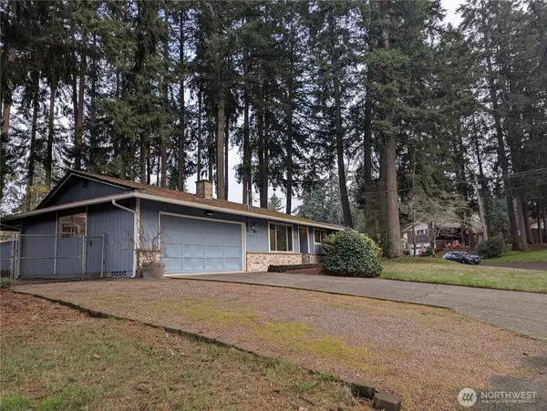 7710 Bobcat DR SE, Lacey, WA 98503