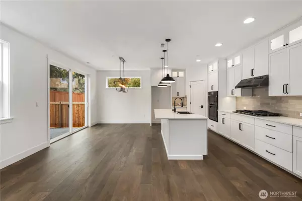 Bothell, WA 98021,738 211th PL SE