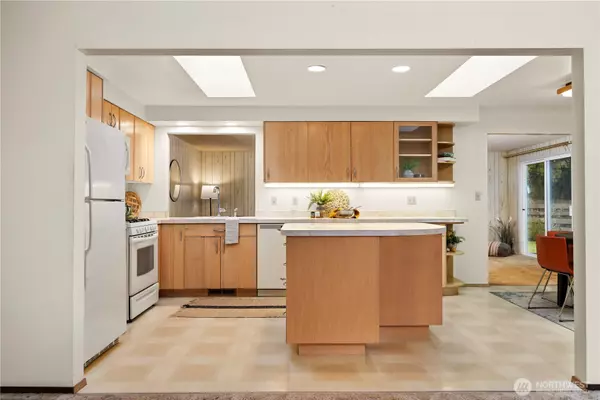 Bellingham, WA 98229,1211 Kenoyer DR