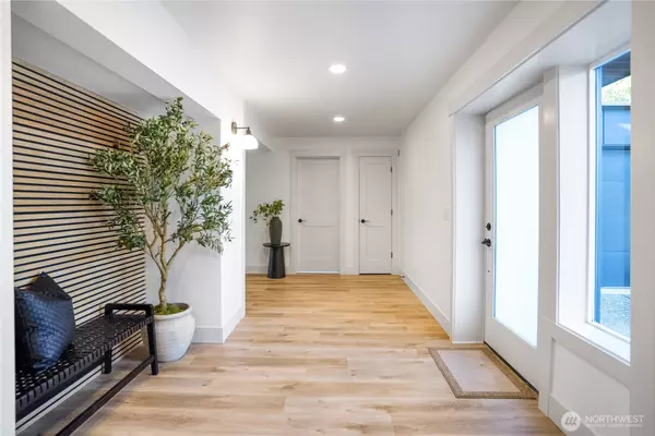 Seattle, WA 98178,11647 Beacon AVE S