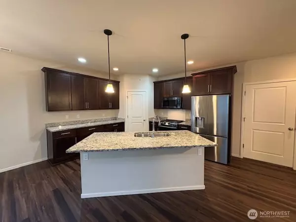 Lynnwood, WA 98087,128 160 PL SW