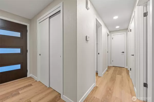 University Place, WA 98467,5208 66th AVE W