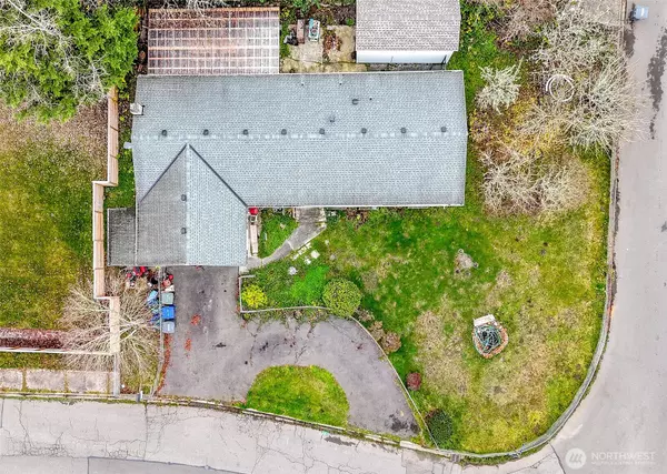 Des Moines, WA 98198,25916 14th PL S