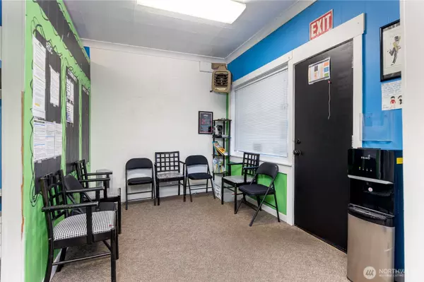 Seattle, WA 98118,9264 57th AVE S