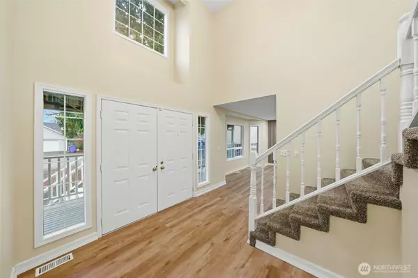 Kent, WA 98031,20319 120th AVE SE