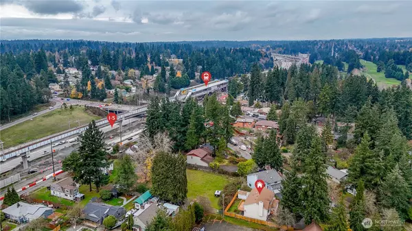 Seattle, WA 98125,12725 Roosevelt WAY NE