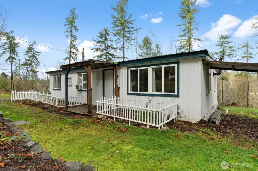 18818 Slough LN SE, Yelm, WA 98597