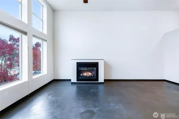 Seattle, WA 98103,4422 Bagley AVE N #303