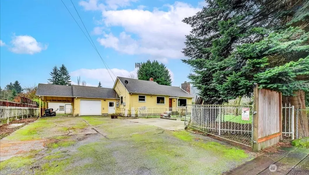 15214 149th AVE SE, Renton, WA 98058