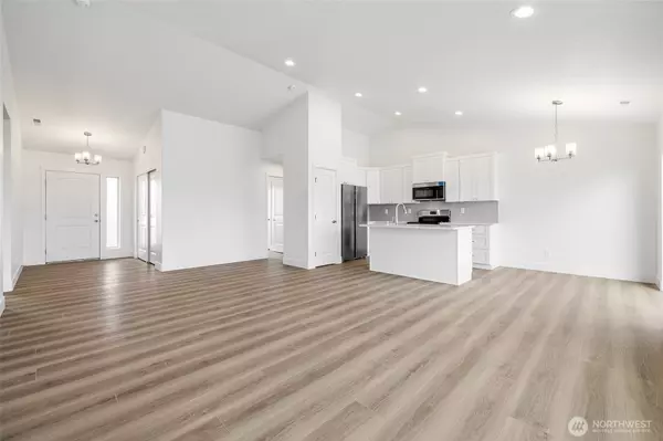 Moses Lake, WA 98837,221 Lessor LOOP