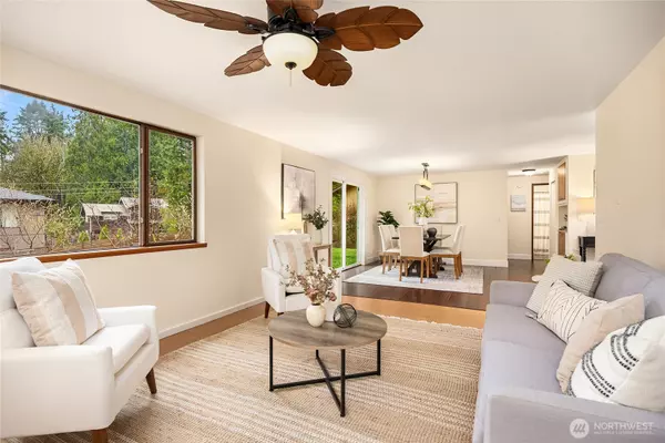 Bainbridge Island, WA 98110,5808 NE Foster RD