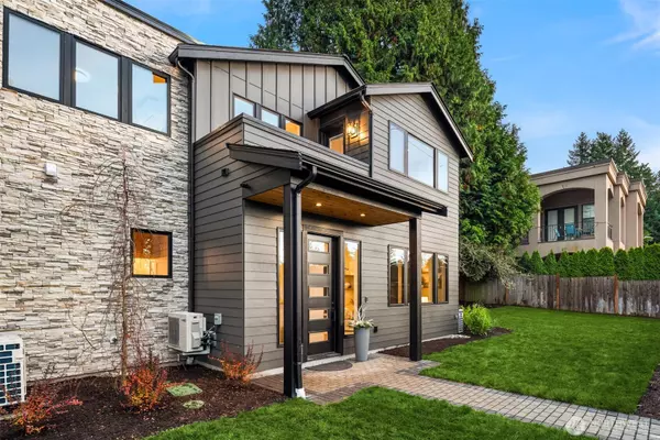 Kirkland, WA 98033,5916 108th AVE NE