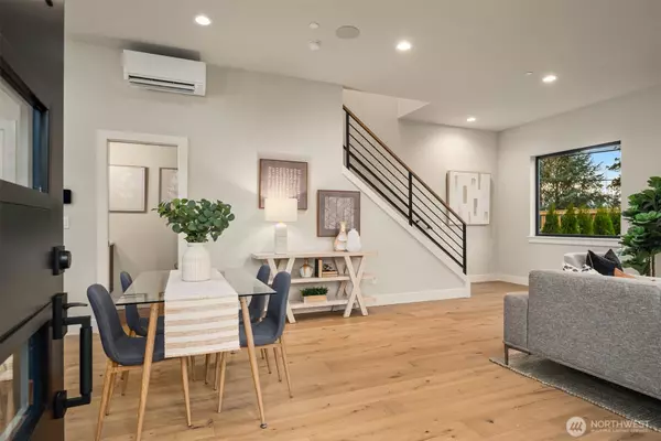 Kirkland, WA 98033,10805 NE 60th ST