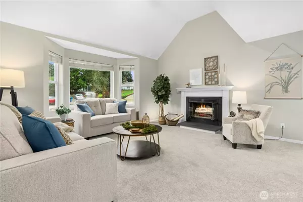 Renton, WA 98059,4914 SE 2nd ST