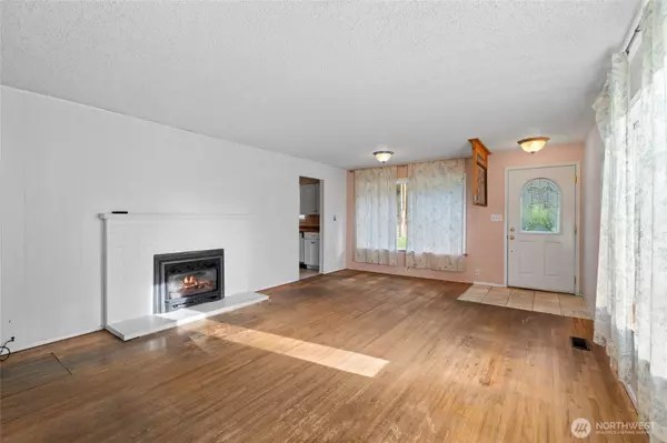 Gig Harbor, WA 98332,10502 Crescent Valley DR NW