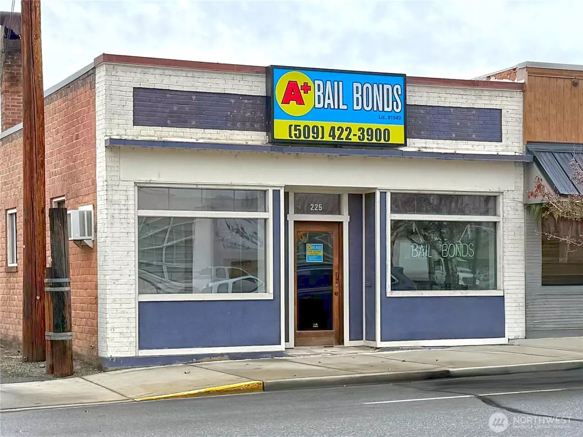 Okanogan, WA 98840,225 Pine ST