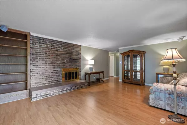 Lakewood, WA 98498,10916 Lundstrom DR SW