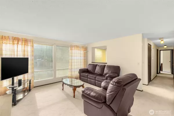 Lynnwood, WA 98087,4301 156th ST SW