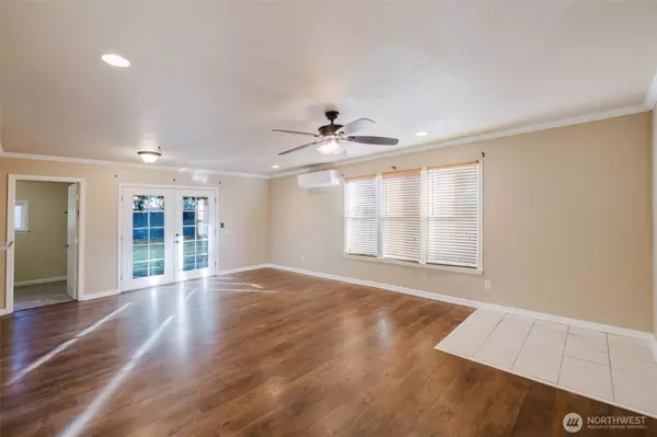 Bremerton, WA 98310,1104 E 31st ST