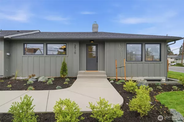 2910 K Avenue, Anacortes, WA 98221