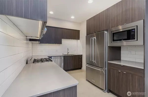 Seattle, WA 98116,3810 California AVE SW #C