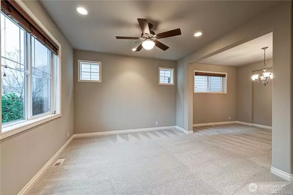 Redmond, WA 98052,6455 193rd PL NE