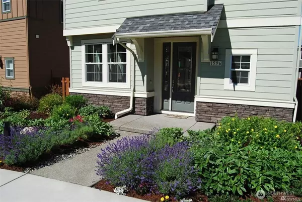 Issaquah, WA 98029,1596 NE Falls DR