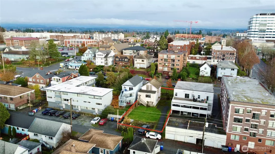 2620 Rucker AVE, Everett, WA 98201