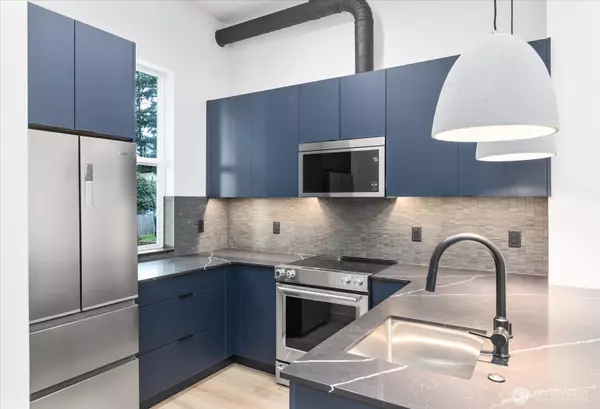 Seattle, WA 98133,10734 Interlake AVE N