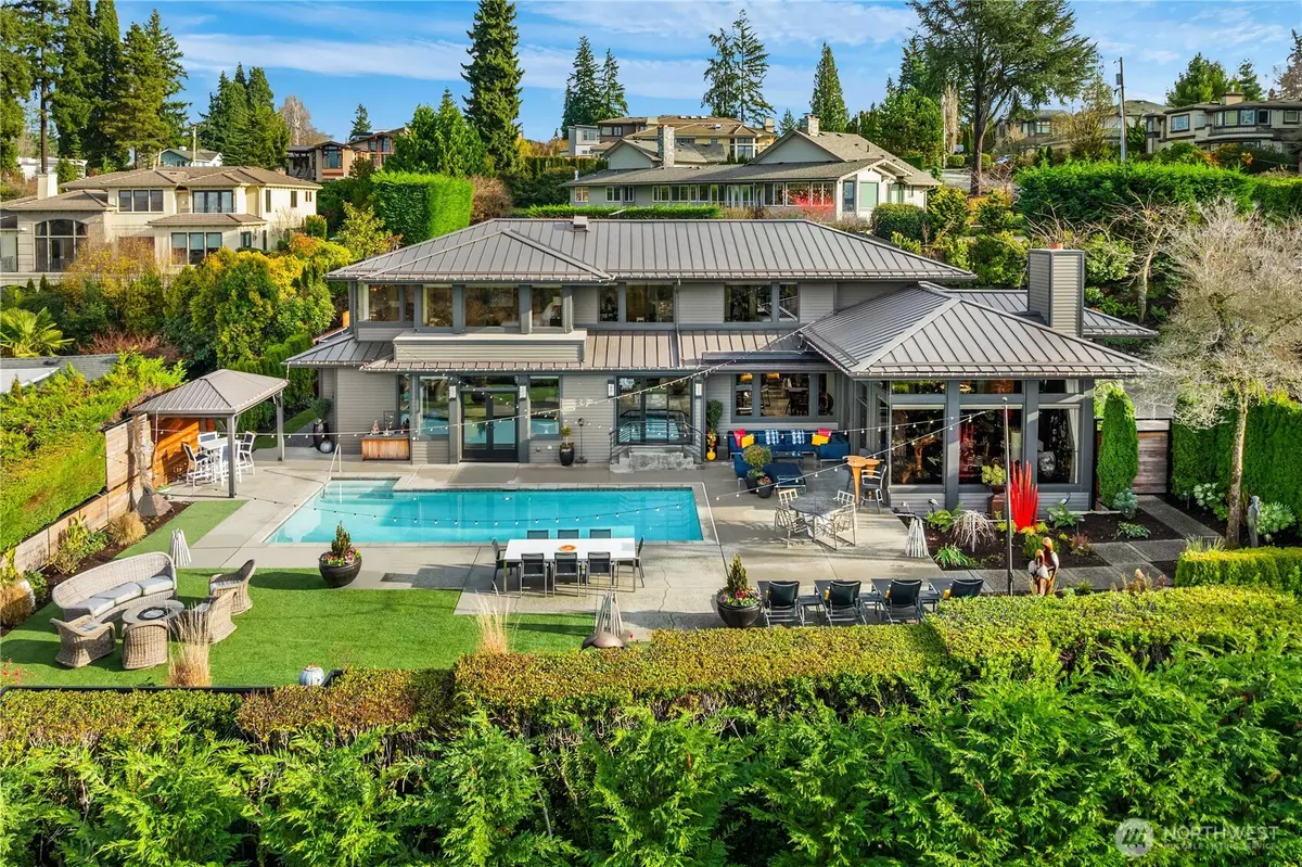 Clyde Hill, WA 98004,9600 NE 28th ST