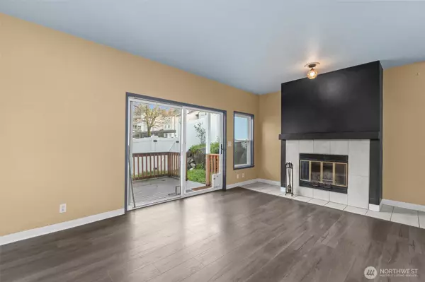 Tukwila, WA 98188,3810 S 158th ST #C2