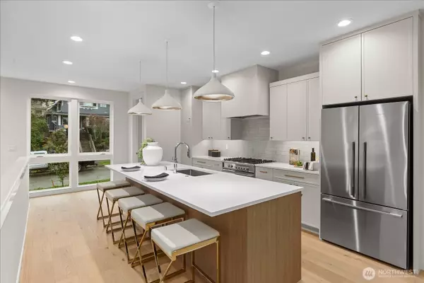 Seattle, WA 98103,4222 Meridian AVE