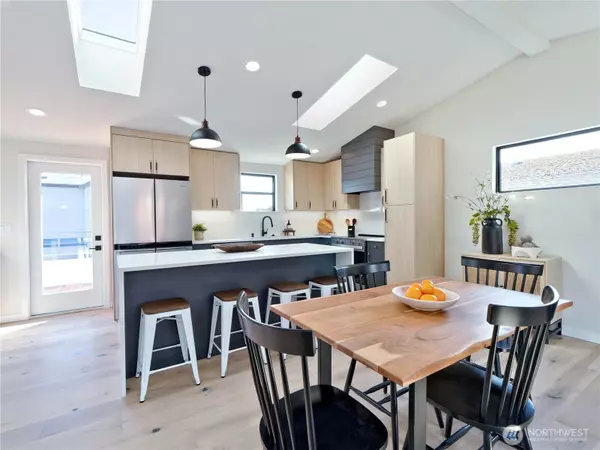 Seattle, WA 98126,7716 32nd AVE SW