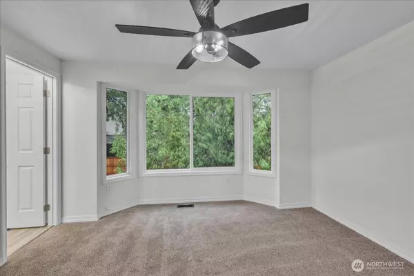 Maple Valley, WA 98038,22026 SE 269th PL