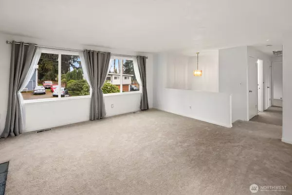 Lynnwood, WA 98036,2433 199th PL SW