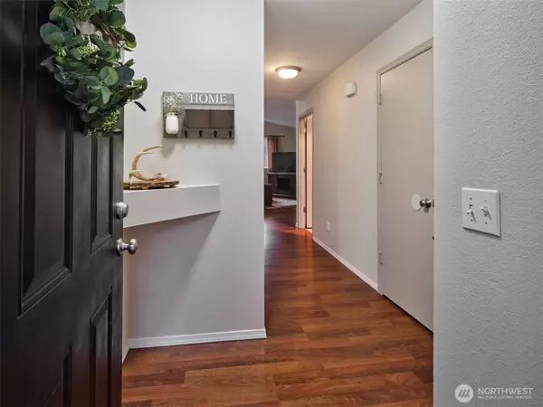 Yelm, WA 98597,16935 Kalmia CT SE