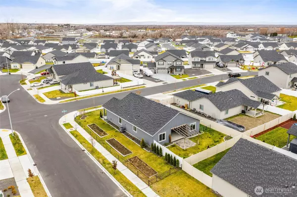 Moses Lake, WA 98837,4210 Cove West