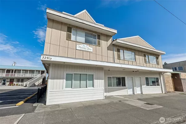 527 E First ST, Port Angeles, WA 98362