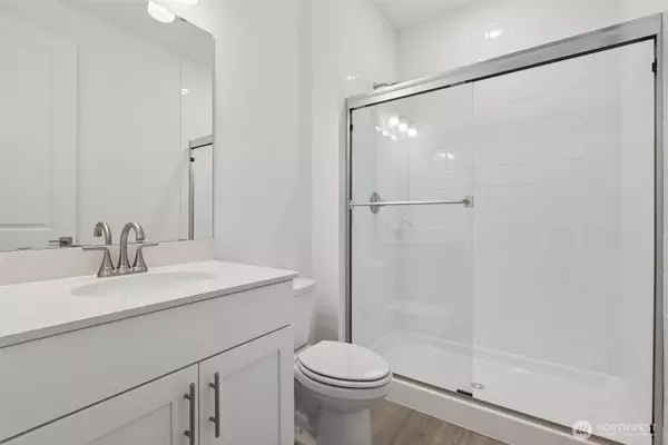 Silverdale, WA 98383,10673 Treasure DR NW #115