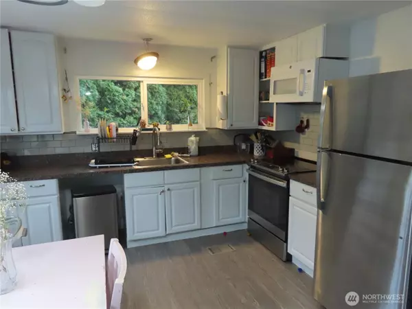 Auburn, WA 98002,4040 Auburn WAY S #12