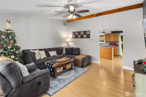 Puyallup, WA 98372,8011 148th Avenue Ct E