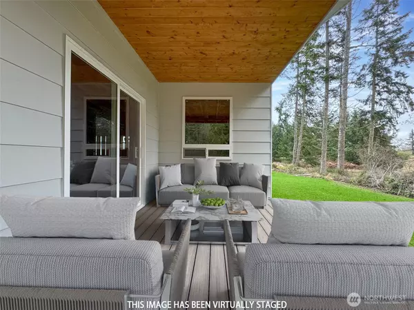 Port Angeles, WA 98363,1415 Discovery LOOP