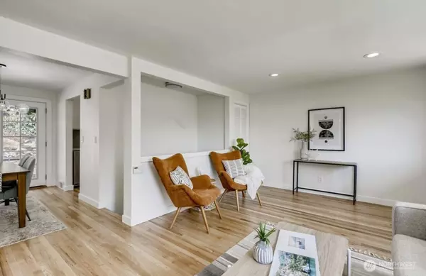 Seattle, WA 98107,102 NW 43rd ST