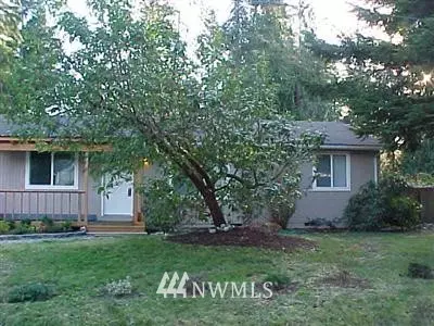 3638 Hat ST, Clinton, WA 98236