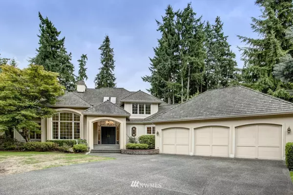 15715 NE 135th ST, Redmond, WA 98052