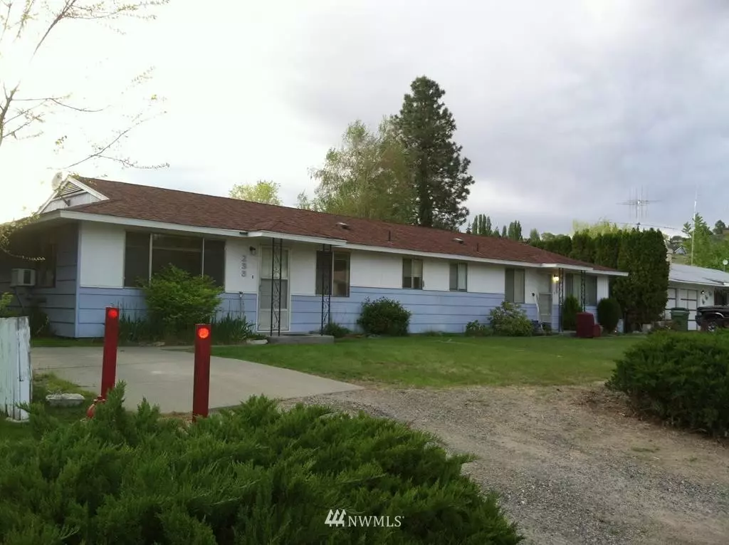 Omak, WA 98841,233 Lime ST