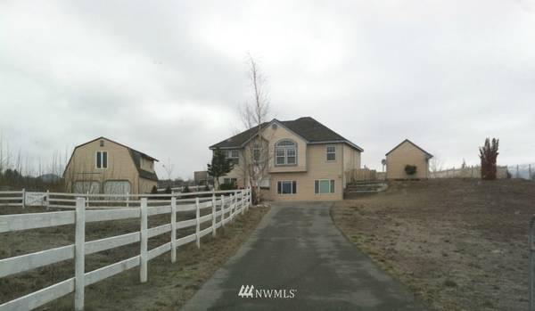 332 Omak River RD, Omak, WA 98841