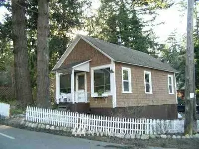 2233 Cherry ST, Port Townsend, WA 98368